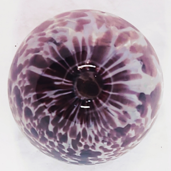 3 Vintage Amethyst Purple Glass Vases - Picture 9 of 12